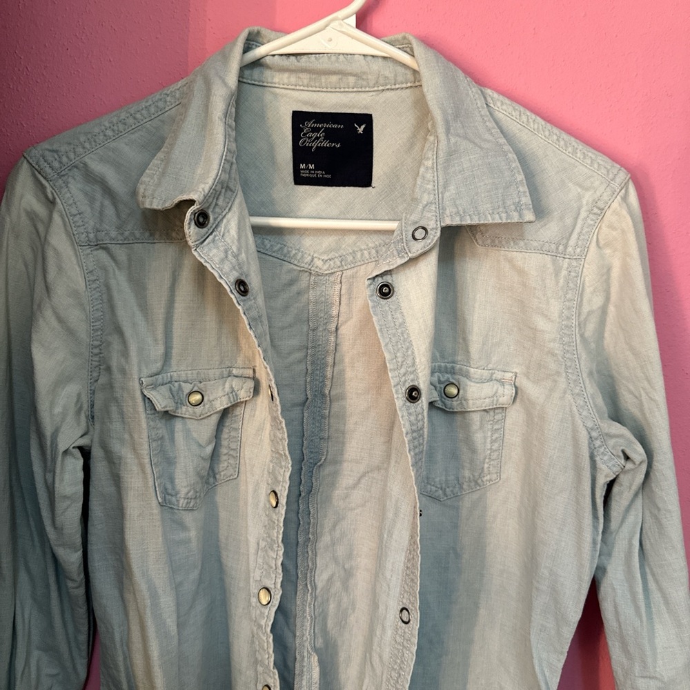 Long sleeve light jean top